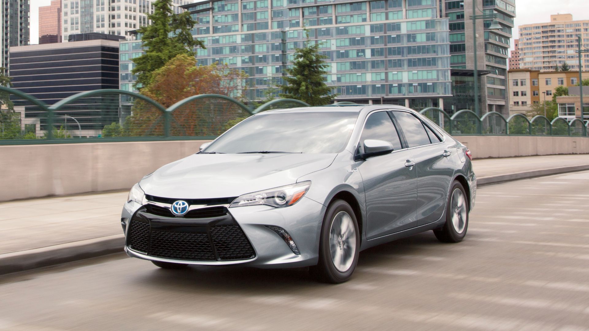 Here S How Much The Toyota Camry Hybrid Depreciates After Years