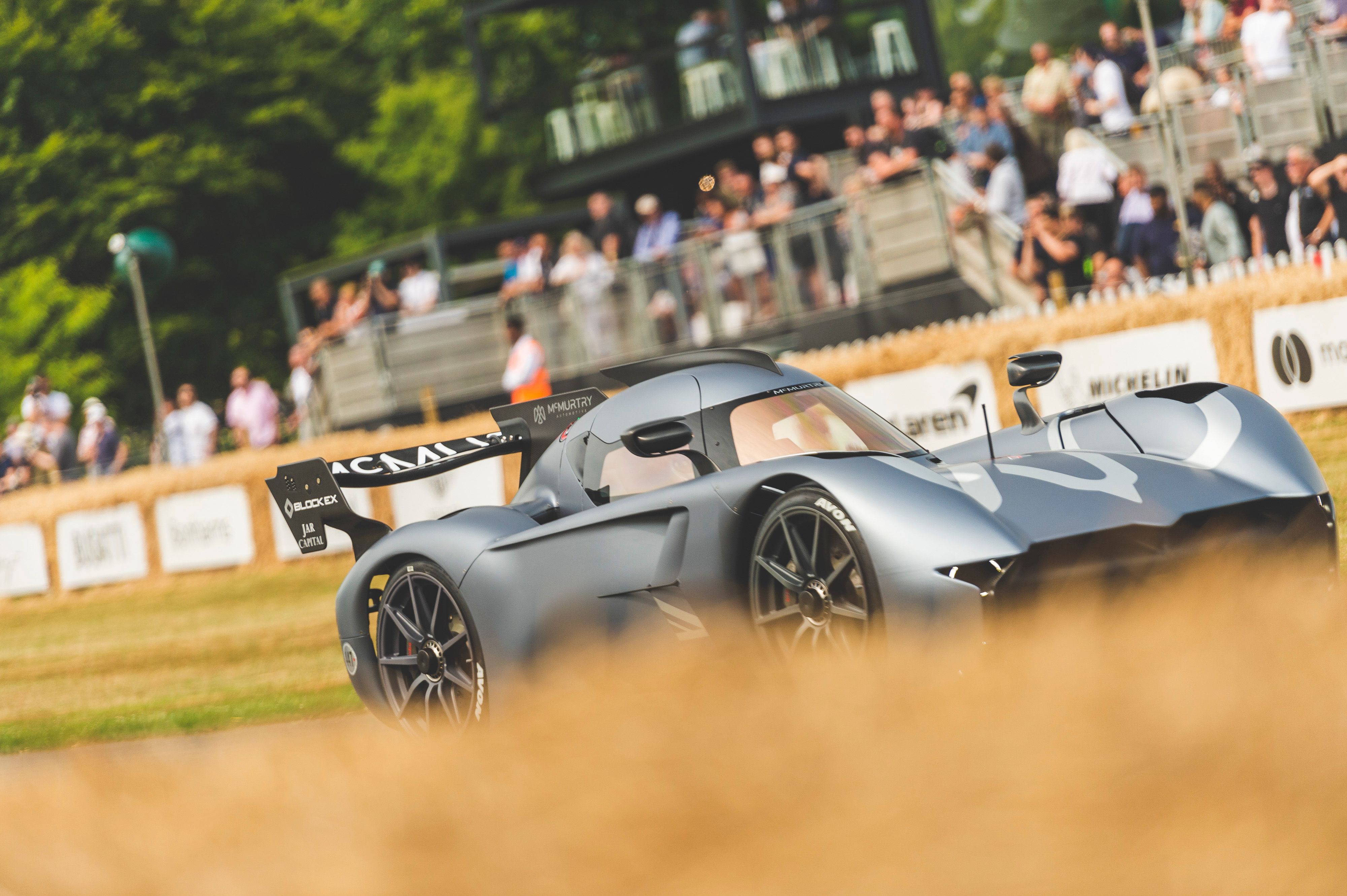 McMurtry Speirling A Fan Car Broke The 23 Year Goodwood Hill Climb Record