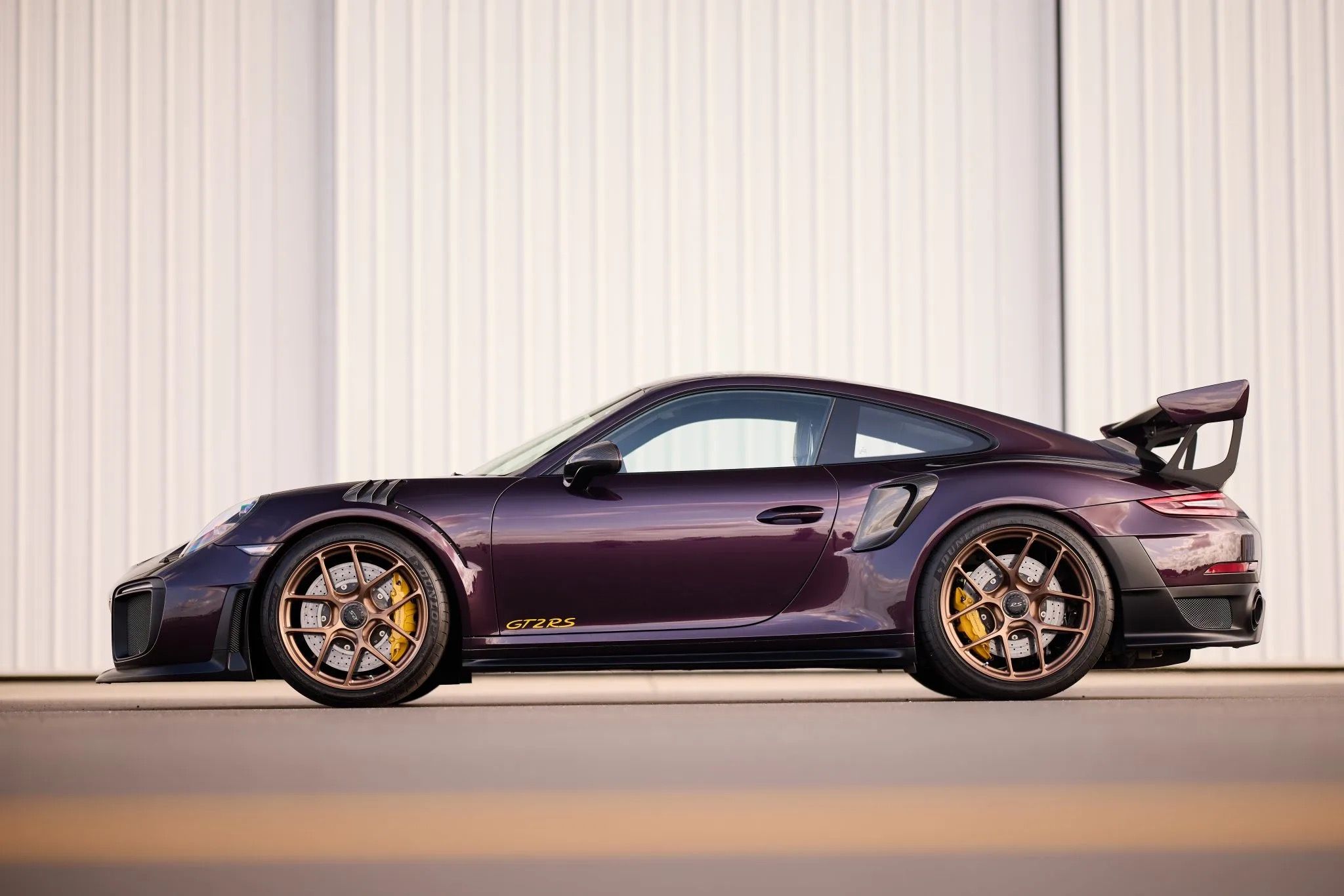 The Porsche Gt Rs Is Gorgeous In Purple