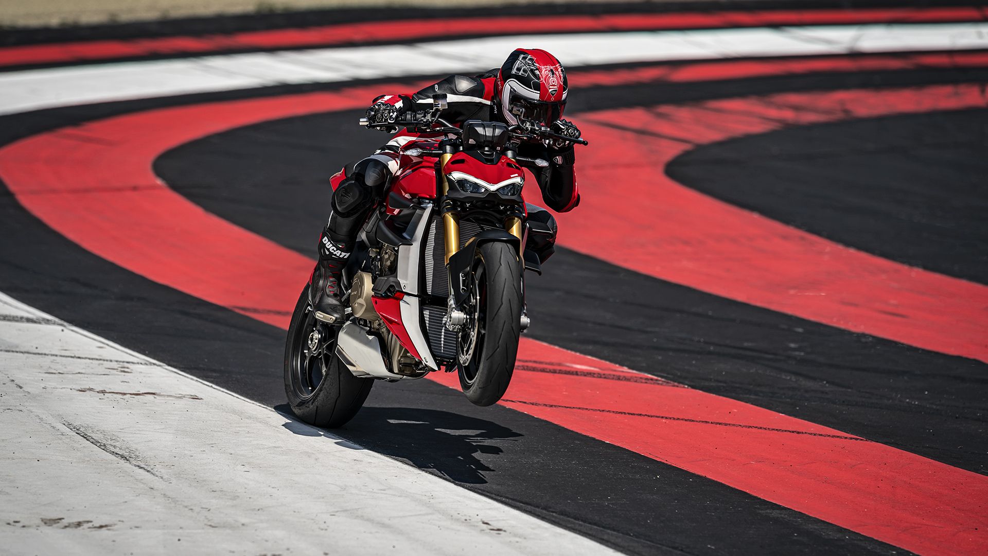 Ducati Streetfighter V Inspired By The Lamborghini Huracan Sto