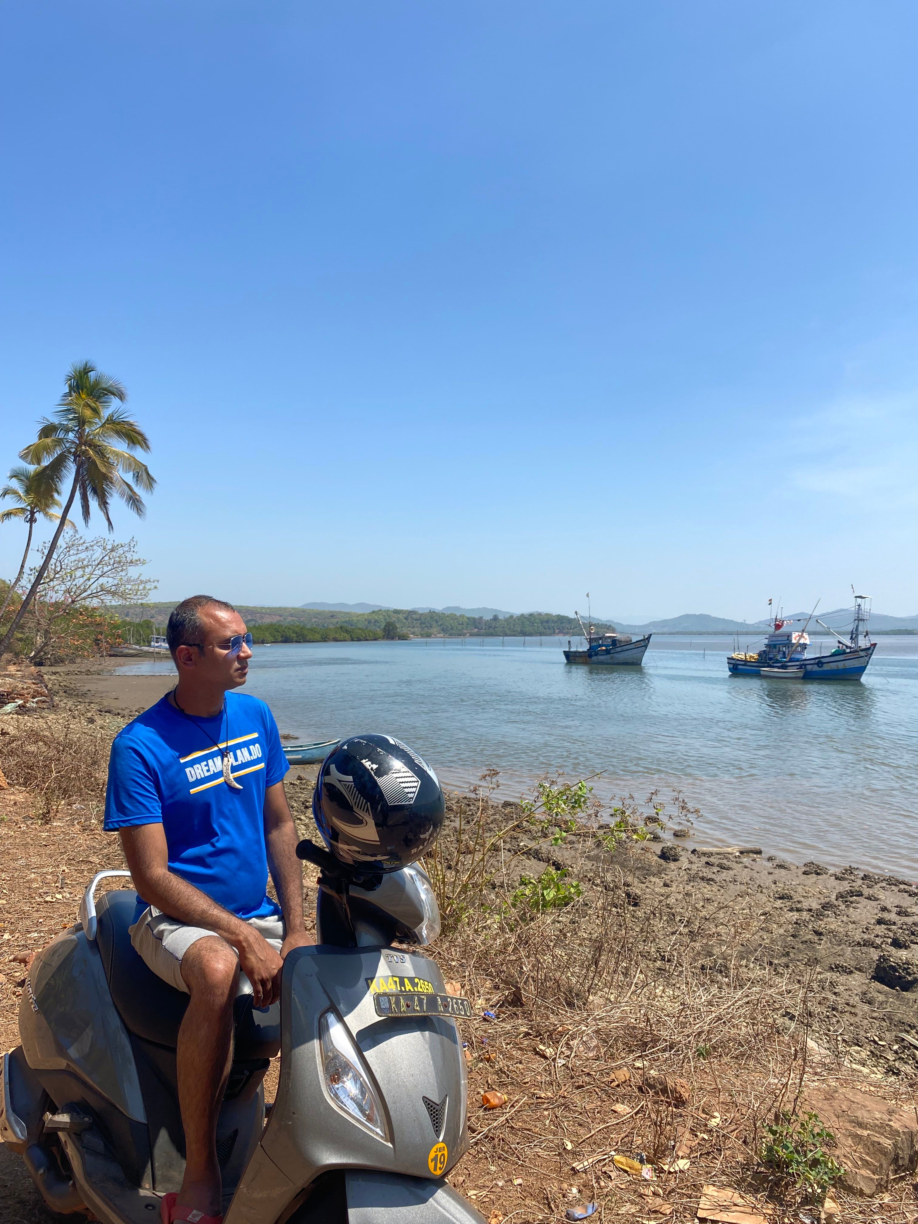 Mainak Chakraborty-Motorcycle Writer