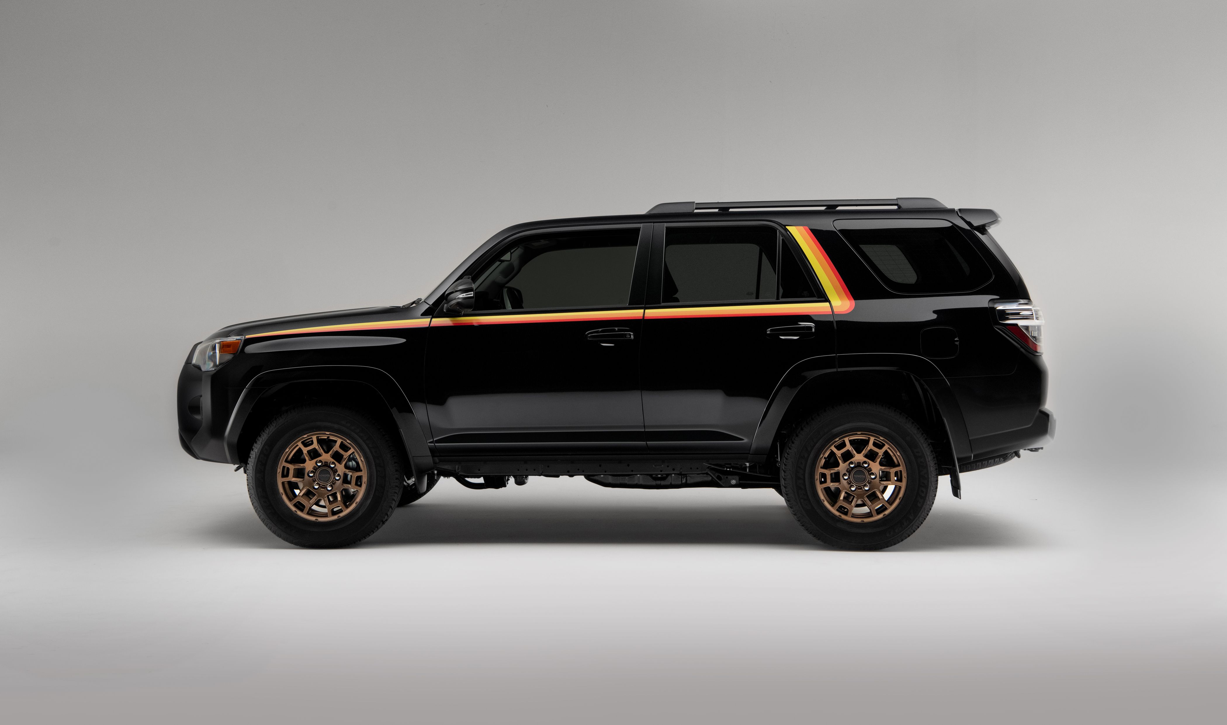 2023 Toyota 4Runner 40th Anniversary Special Edition side view 