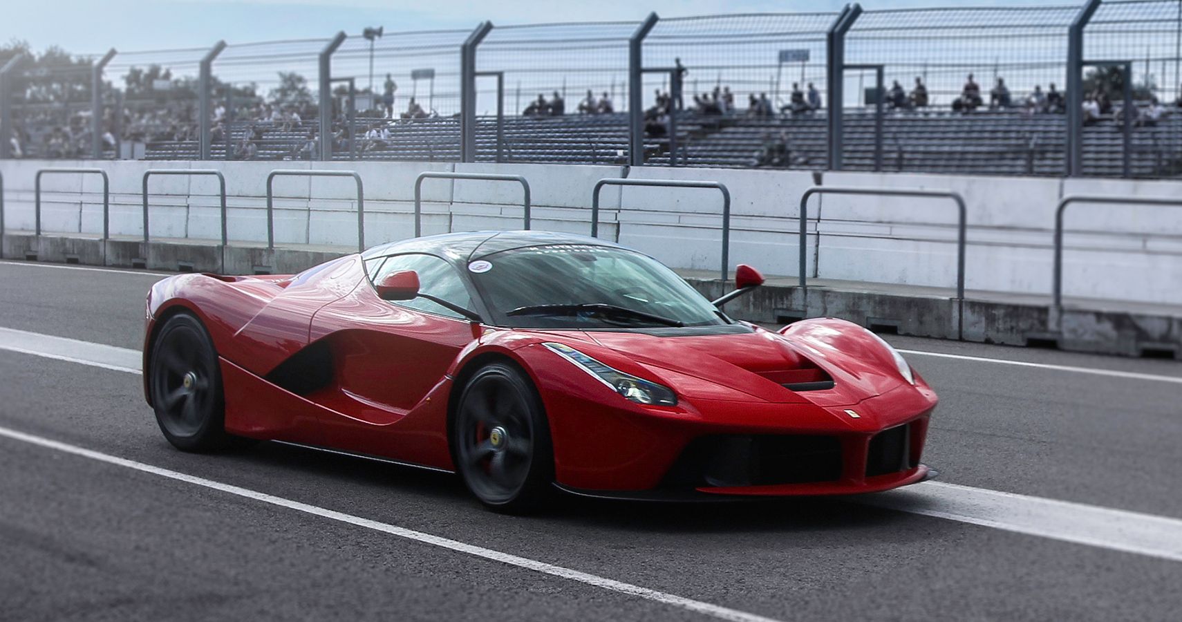 Ferrari LaFerrari's Successor Could Arrive in 2024