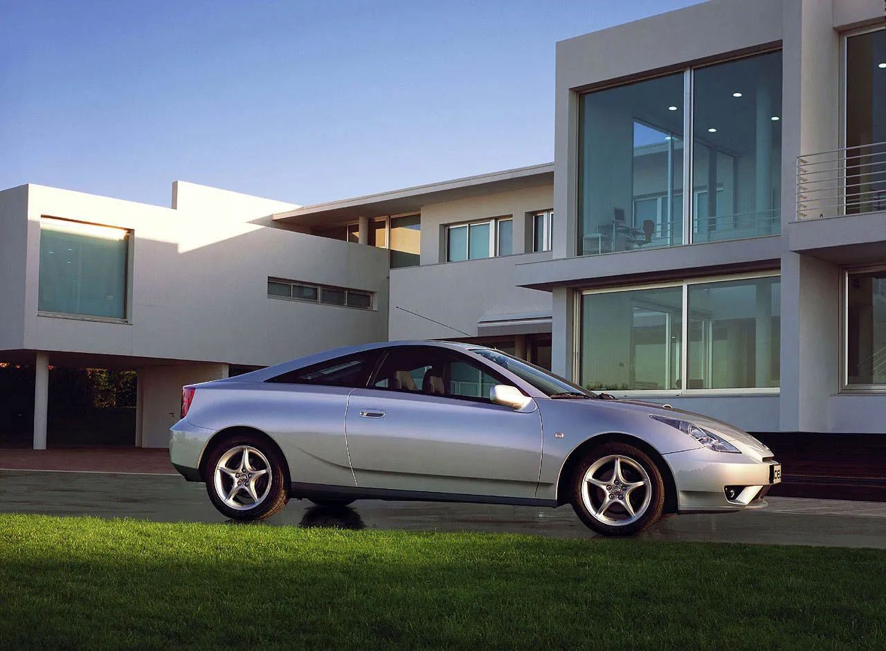Toyota Celica: Performance, Price, and Photos