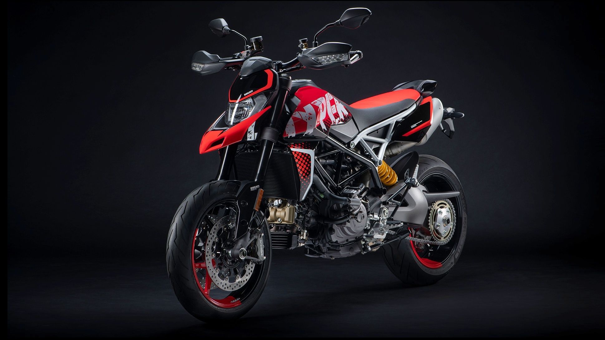 Ducati Hypermotard 950 hitam dan merah
