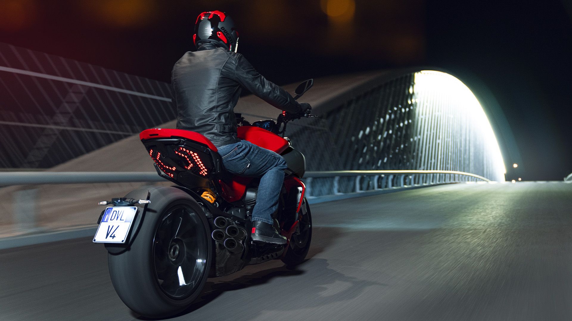 2023 Ducati Diavel V4 Breaks Cover With 168 Horsepower