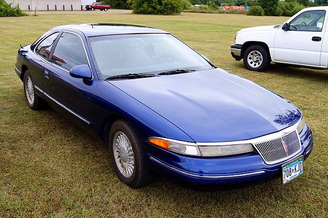 1993 Lincoln Mark VIII front angle shot blue color