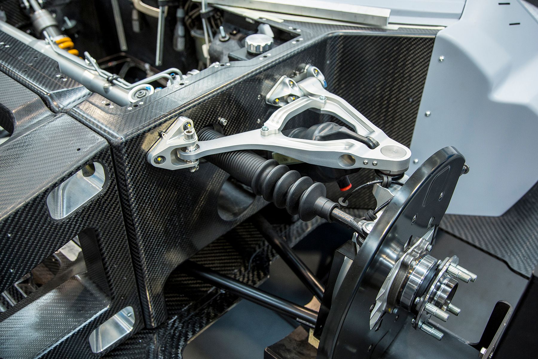 Aspark Owl double wishbone hydraulic suspension system shot