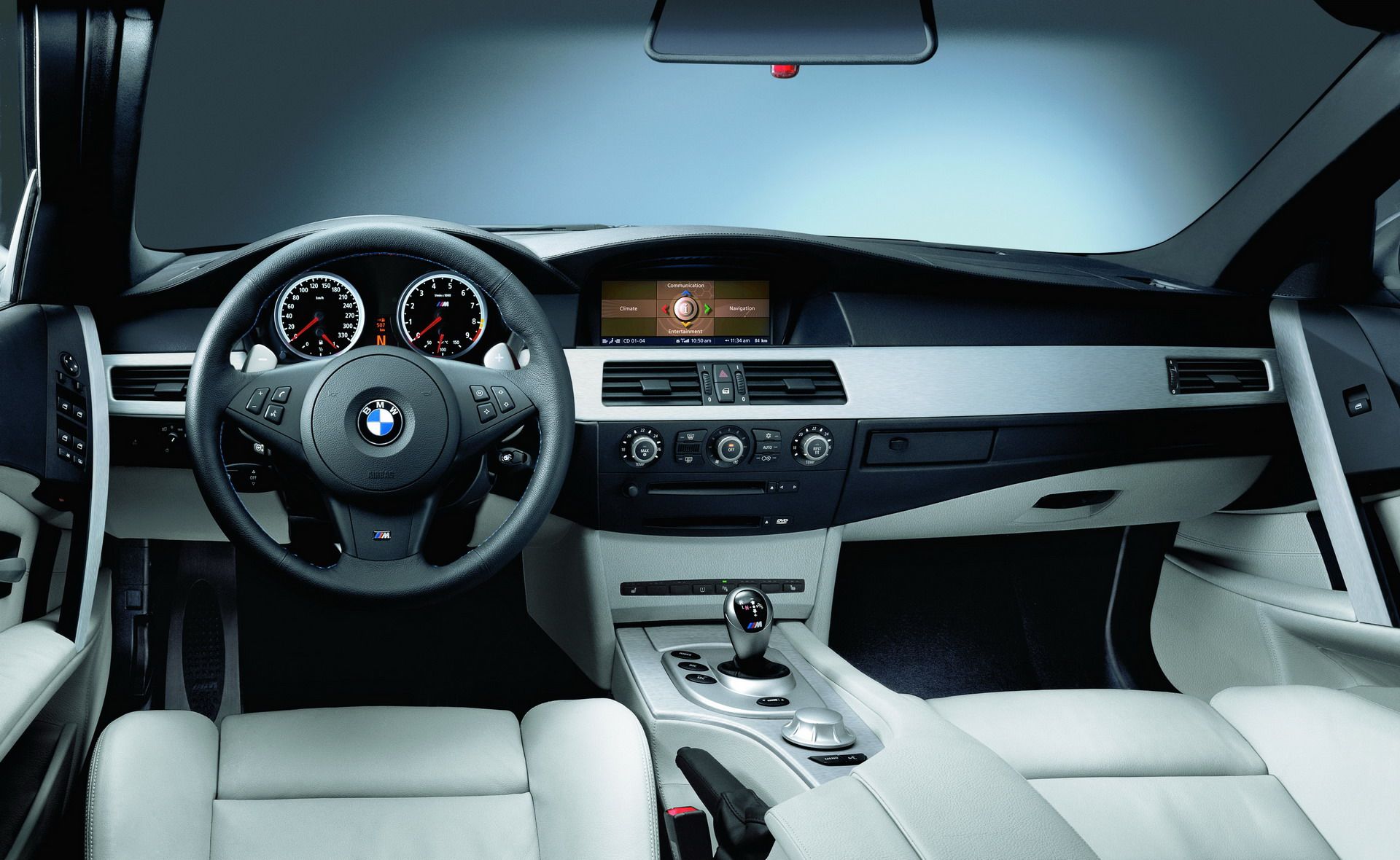 2005 BMW M5 Sedan interior