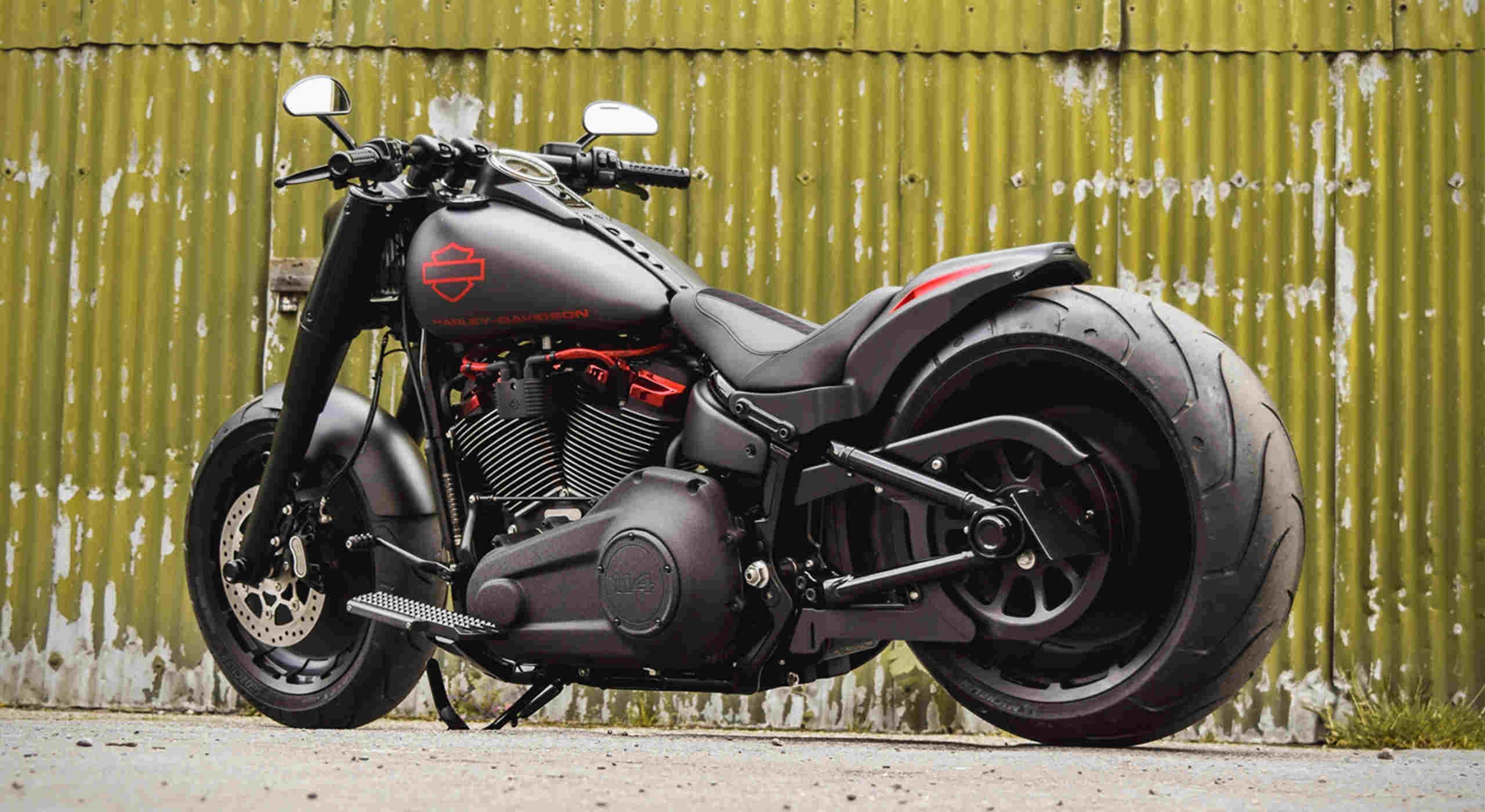 Custom Harley-Davidson Fat Boy Looks Menacing In Its Stealthy Avatar