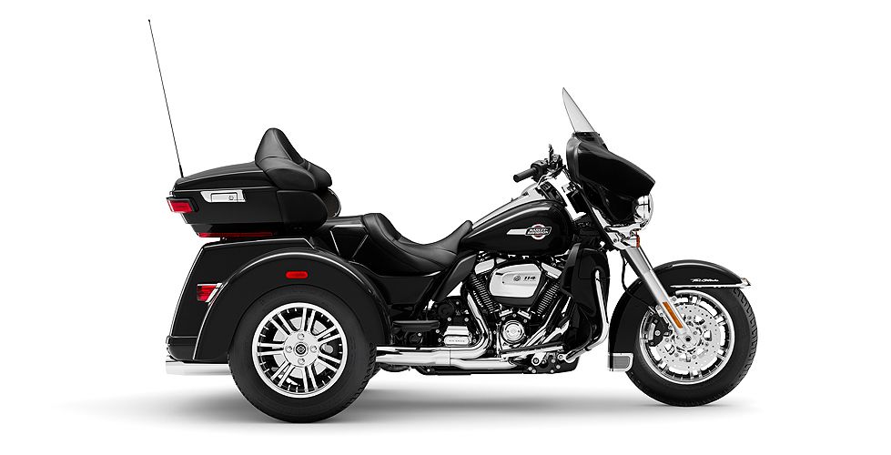 Harley Davidson Tri Glide Ultra 2022 trike motorcycle