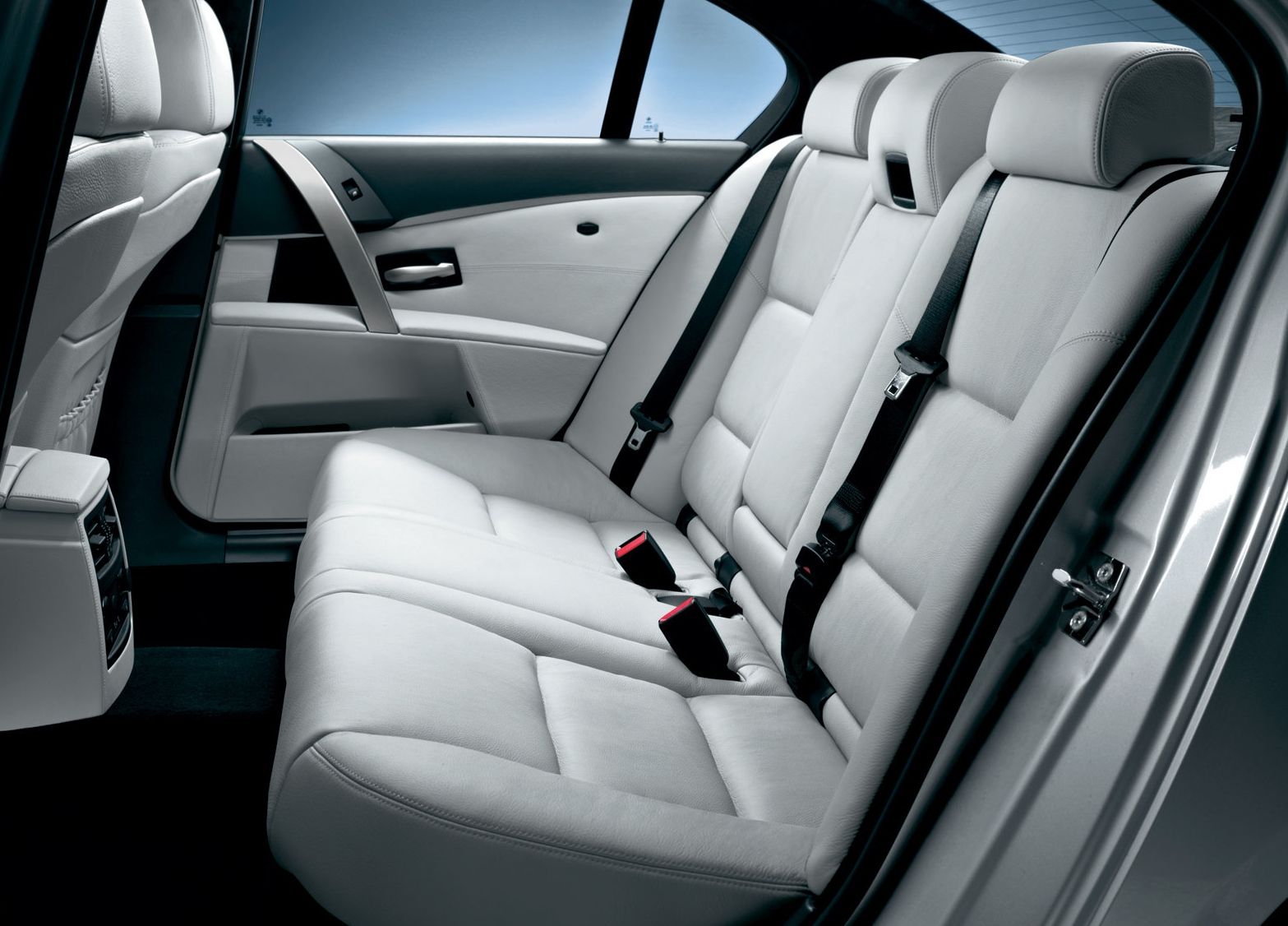 2005 BMW M5 Interior Backseat