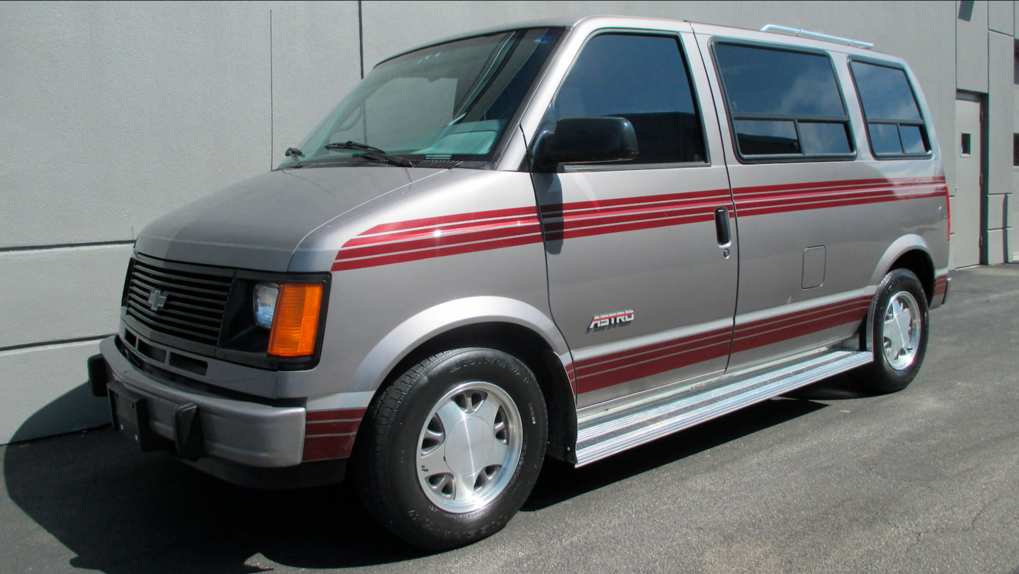 Chevrolet Astro Van 
