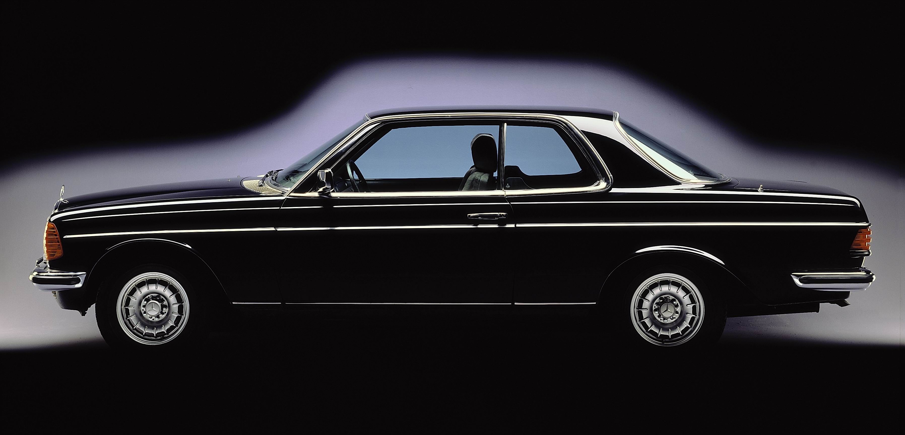 The Mercedes W123 300D is the Ultimate Budget Classic Car