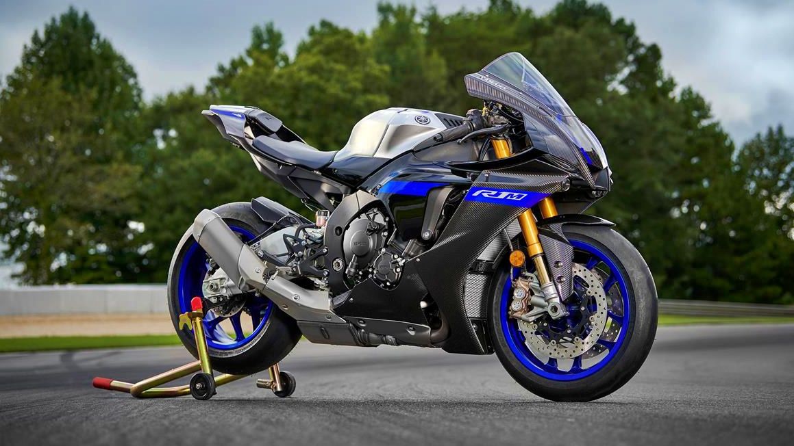 Blue Yamaha YZF-R1M 