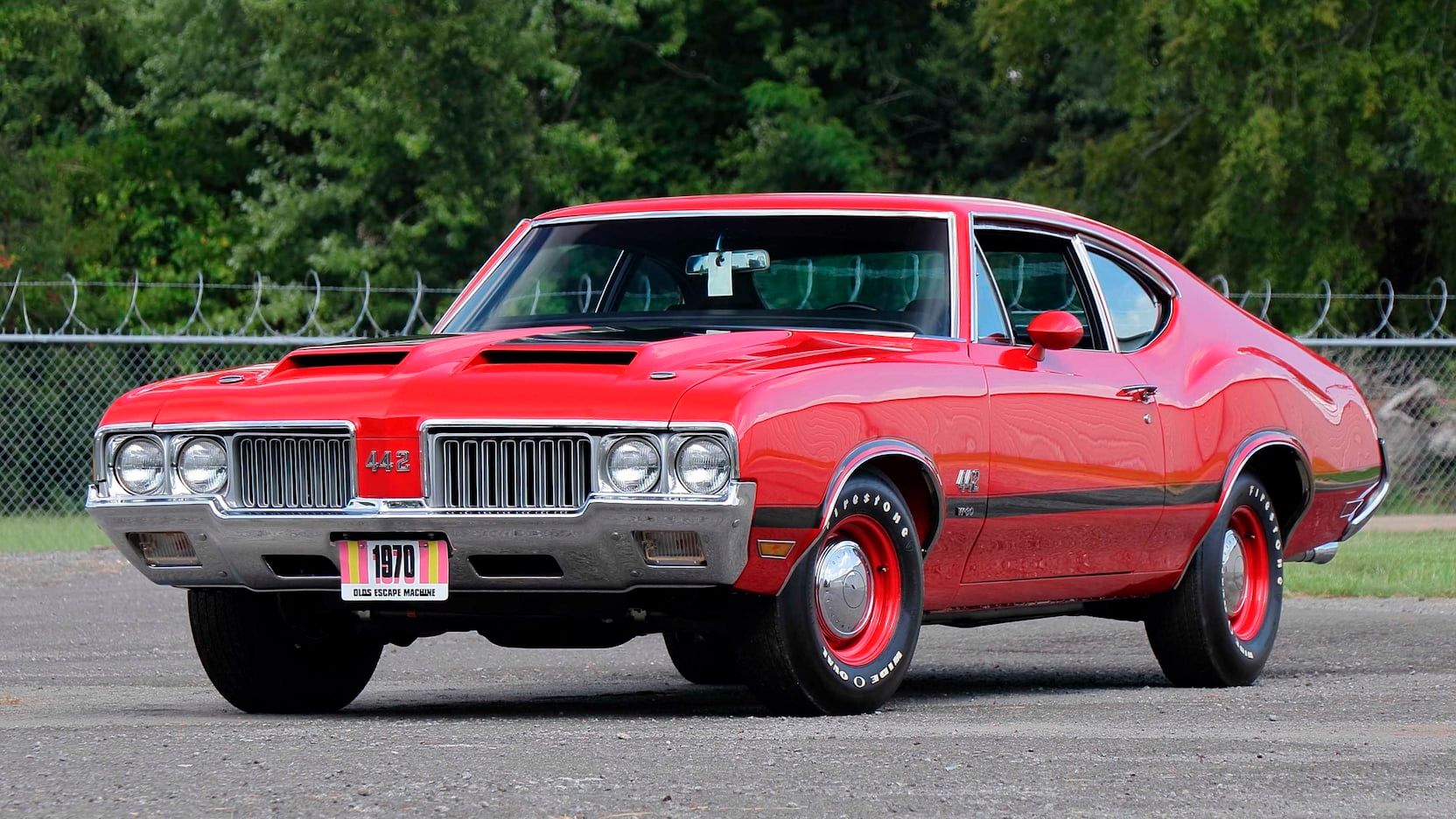 A parked 1970 Olds 442 W30