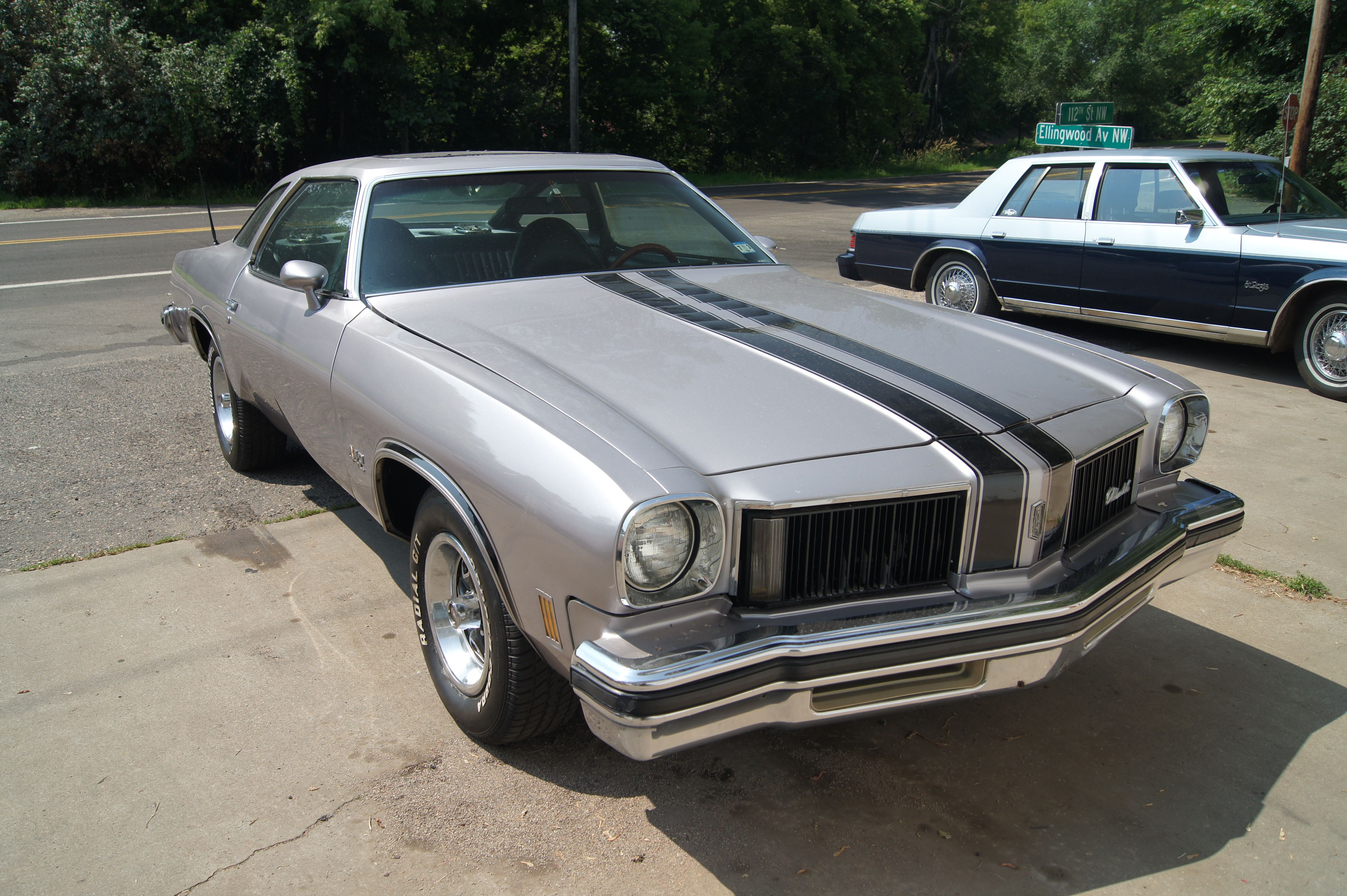 A parked 1975 Oldsmobile 442