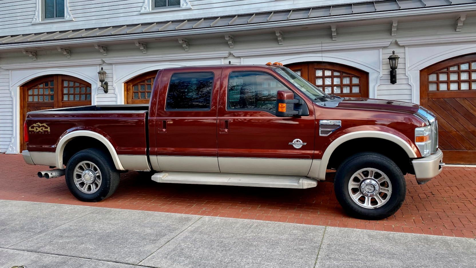 A parked 2008 Ford F250