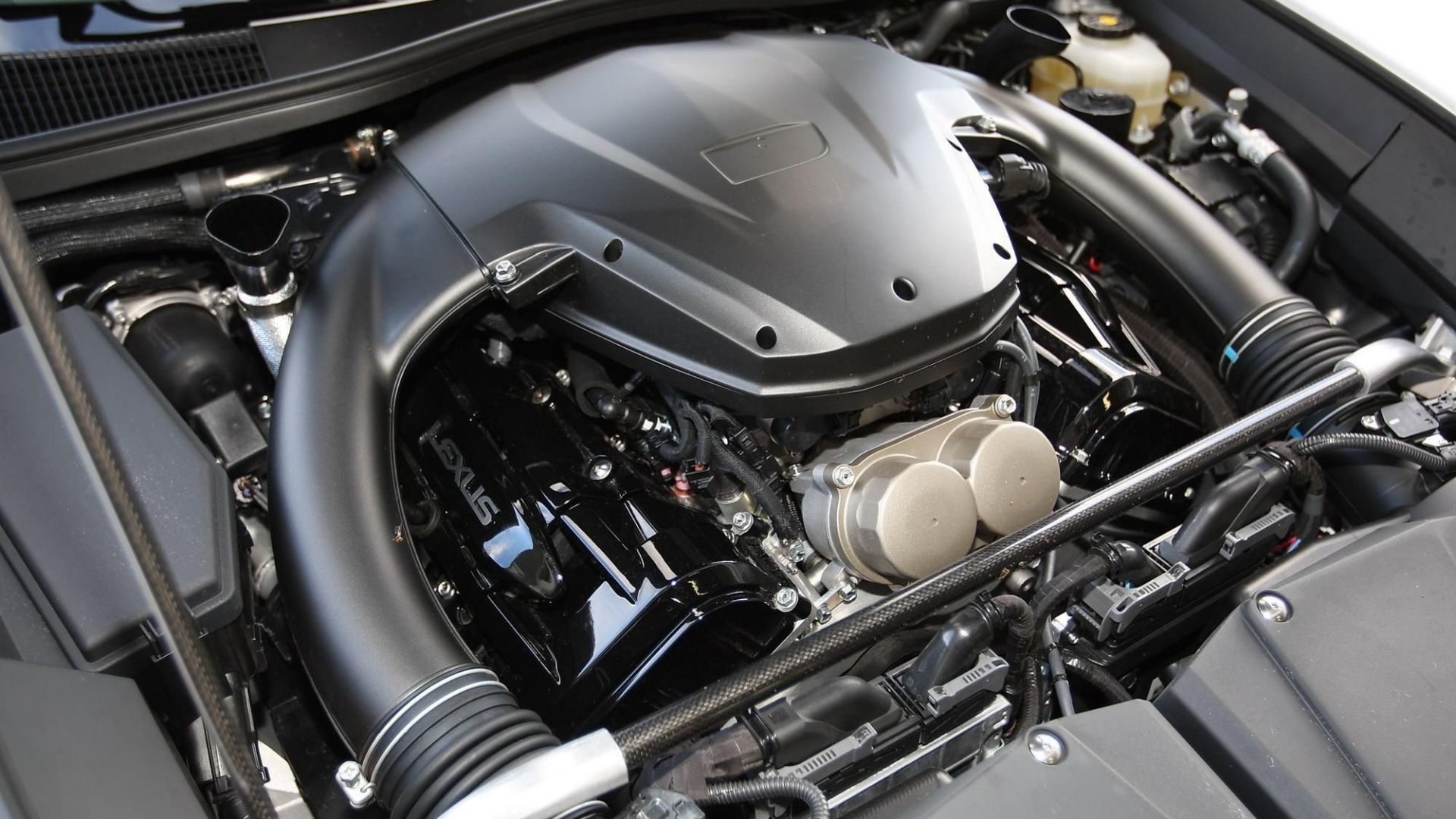 Lexus LFA Engine