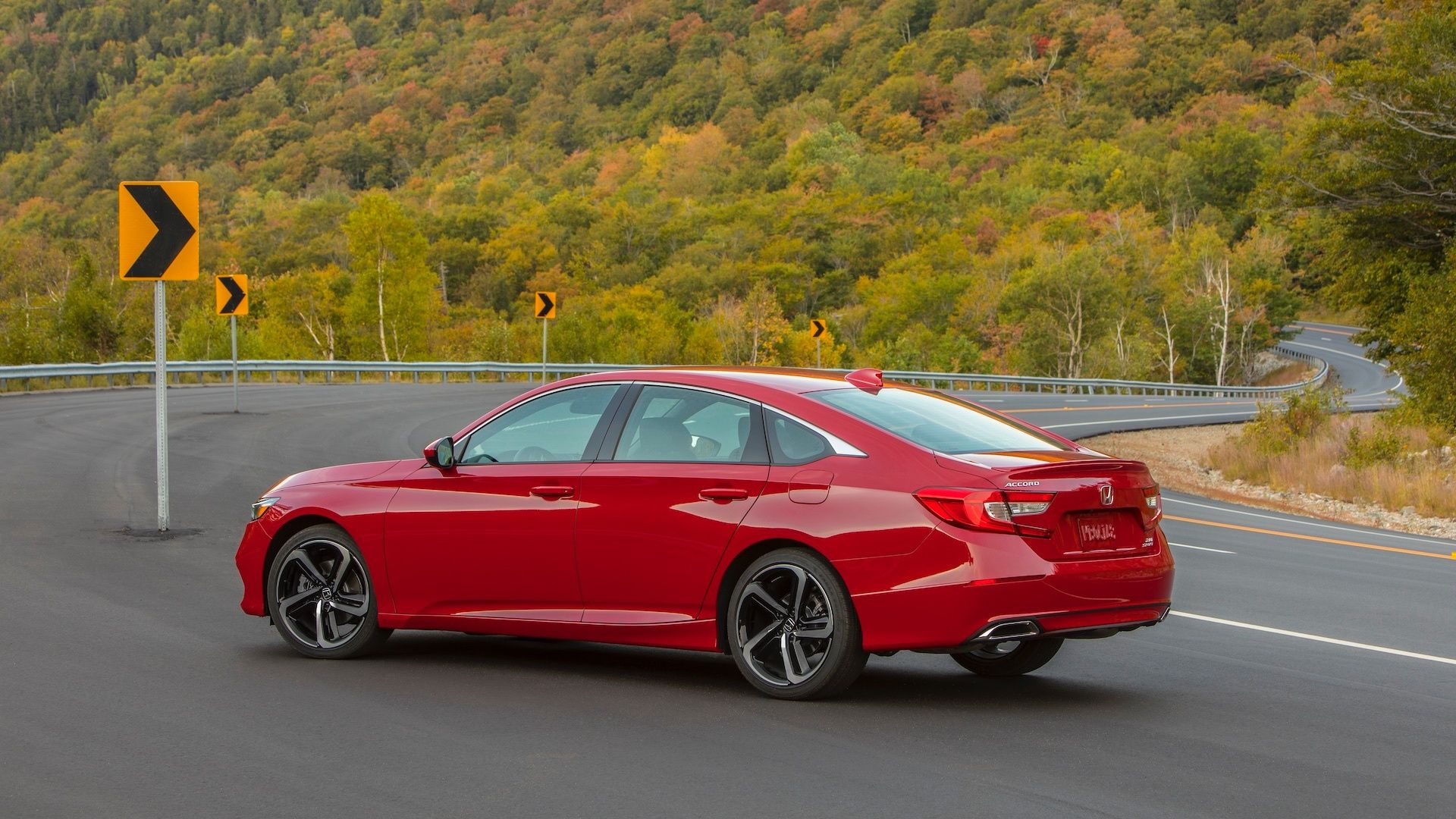 The 2022 Honda Accord 2.0T Is Perfectly Average With Just Enough