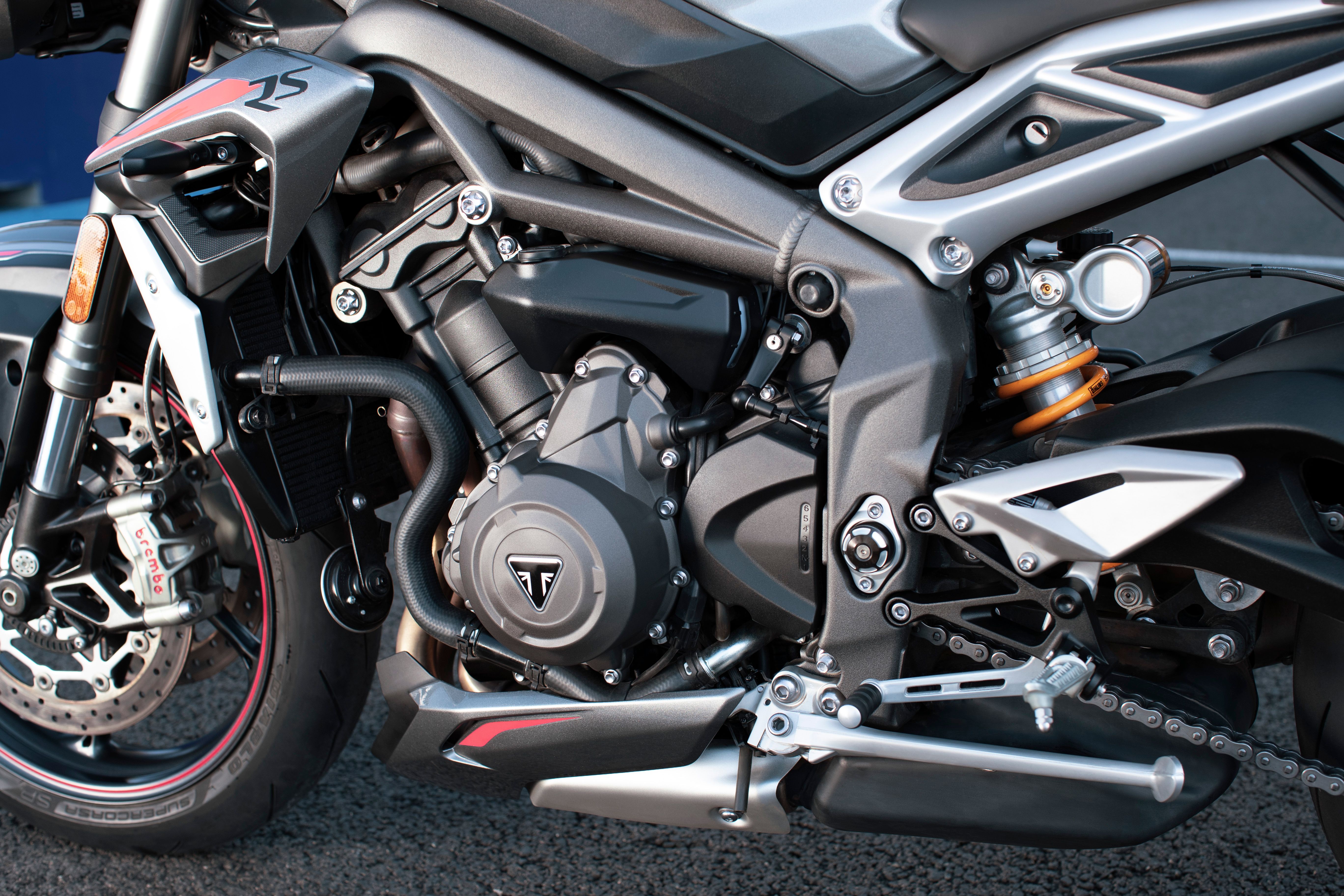 Triumph Street Triple RS 2020 engine 