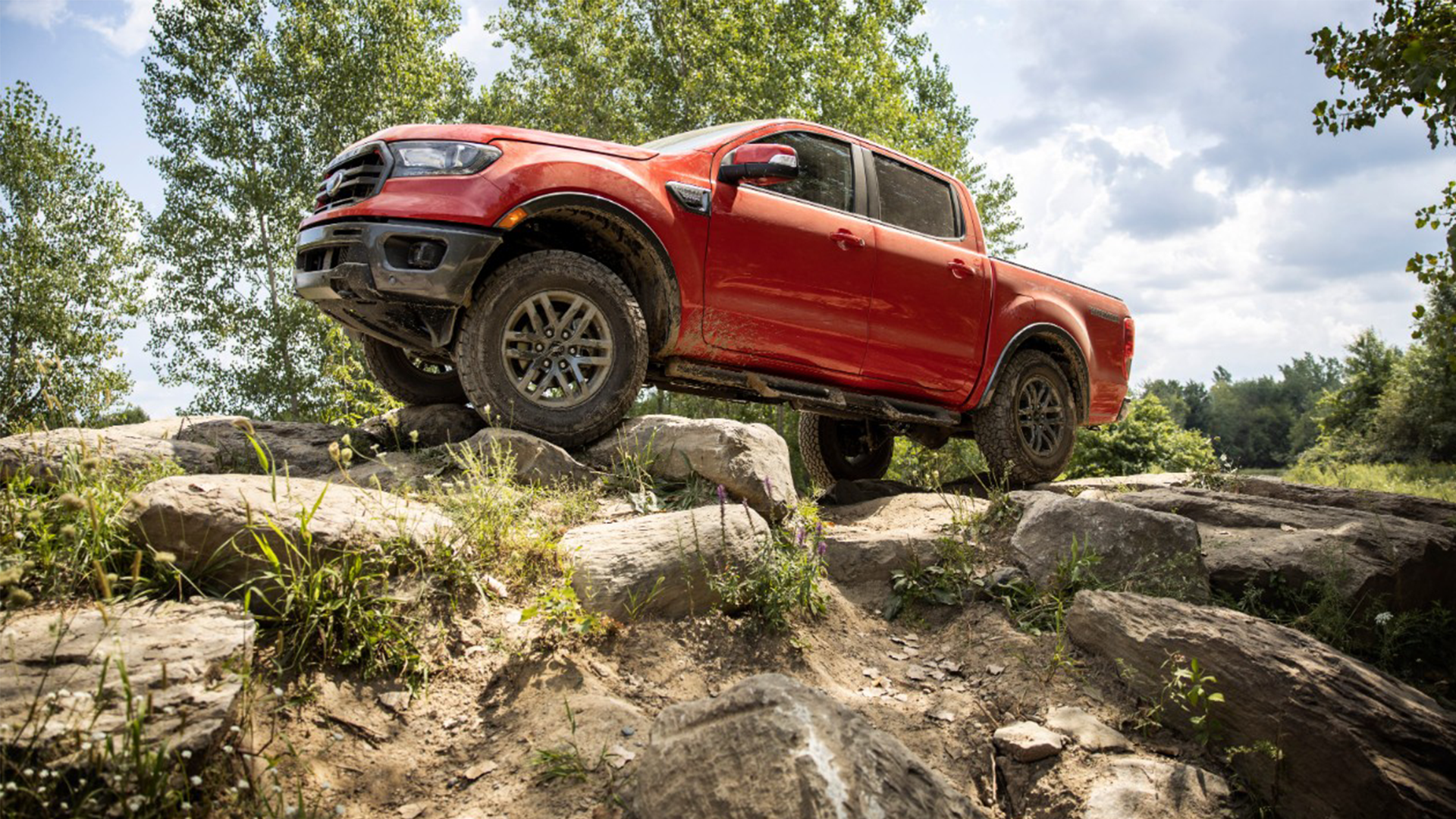 Vista lateral do Ford Ranger