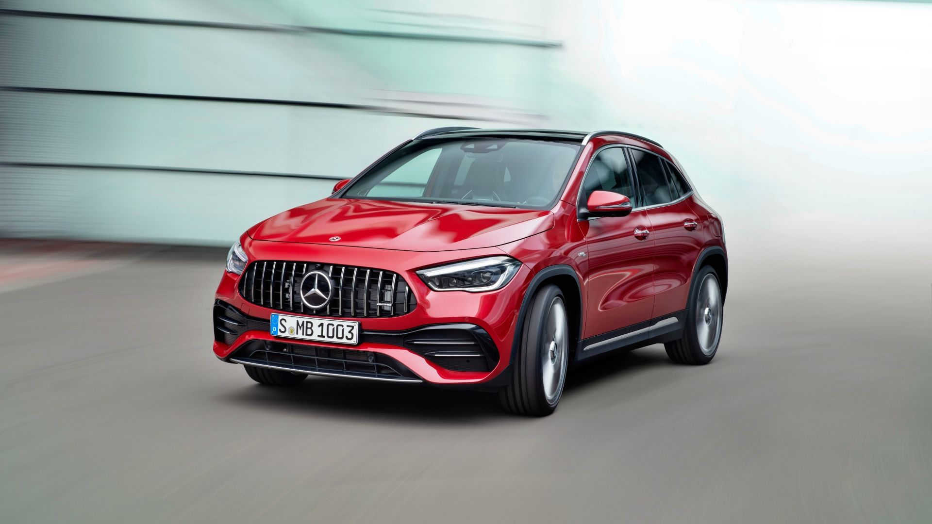 Red Mercedes-GLA 35 AMG