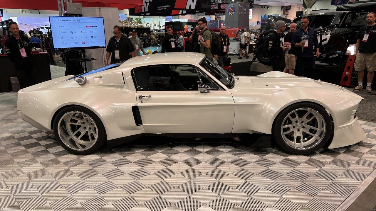 Ford Mustang com motor central de 1967 