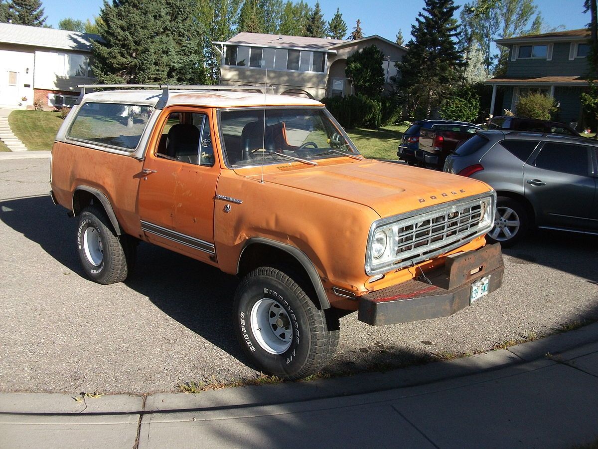 A parked 1975 Dodge Ramcharger