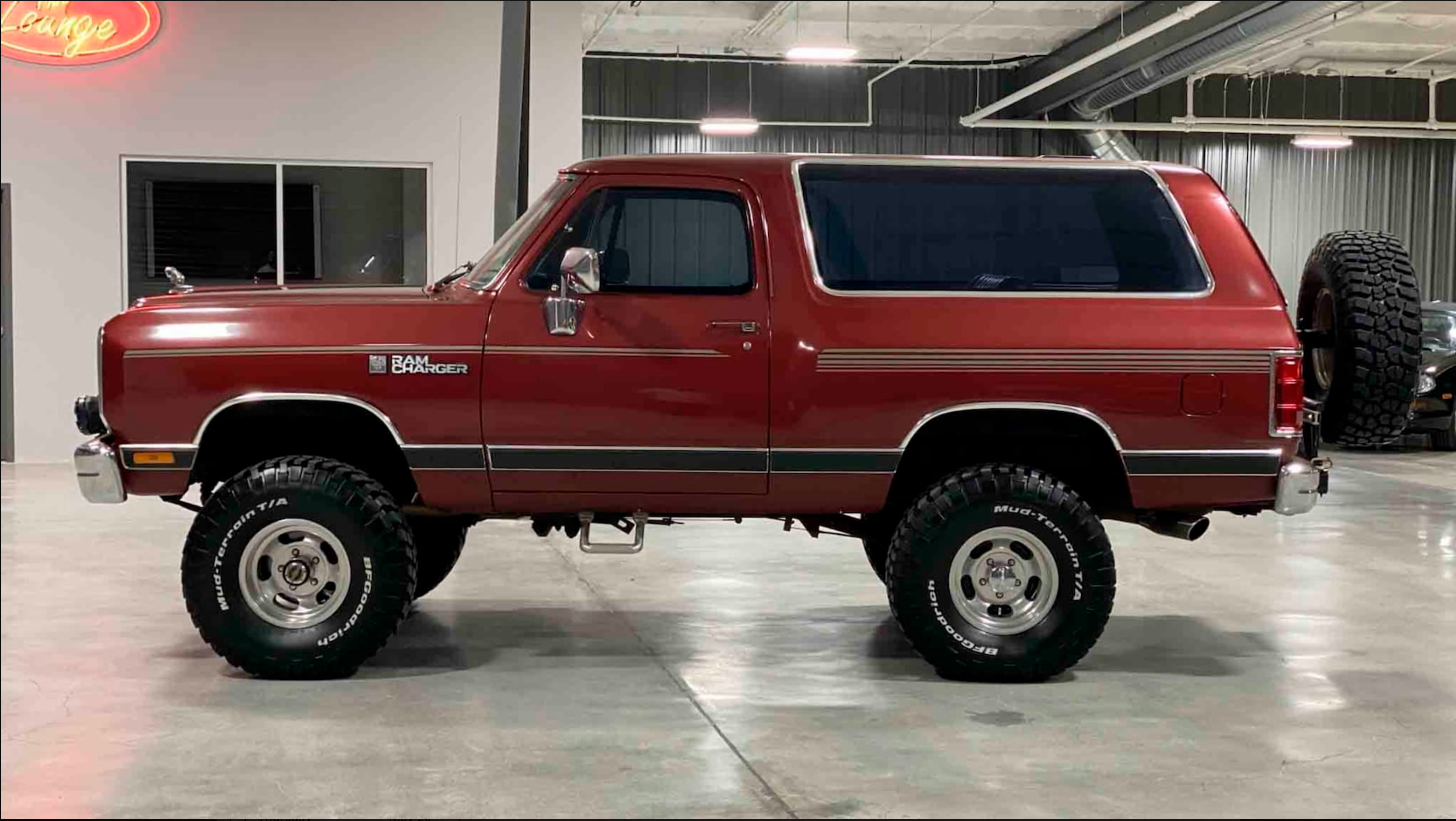 Dodge Ramcharger from 1989