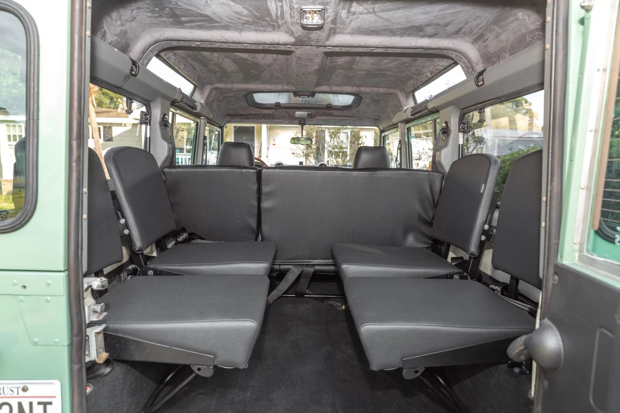 Interior do Defender 110 de 1889 