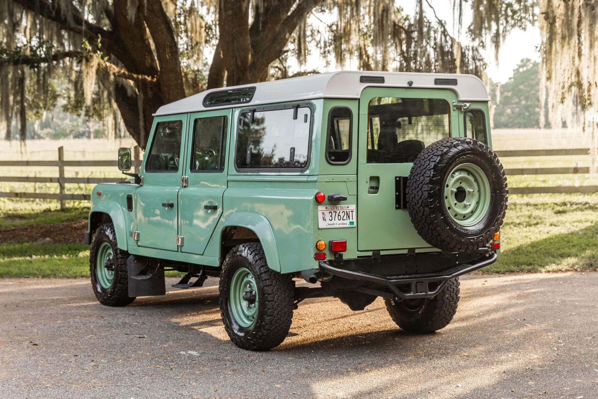 1989 Defender chute traseiro de três quartos 