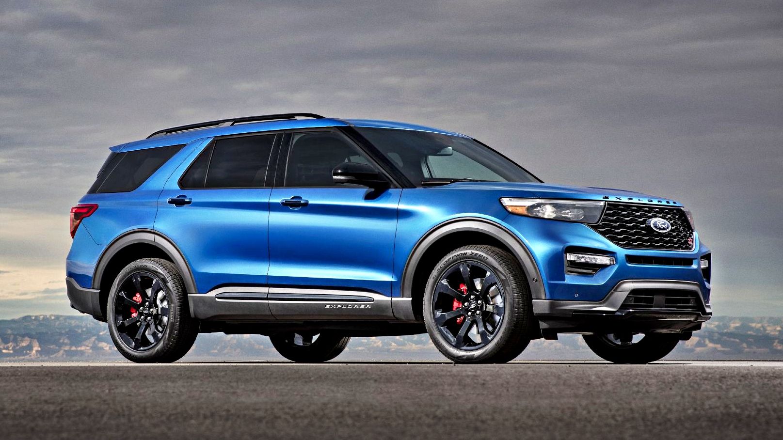 Blue Ford Explorer ST