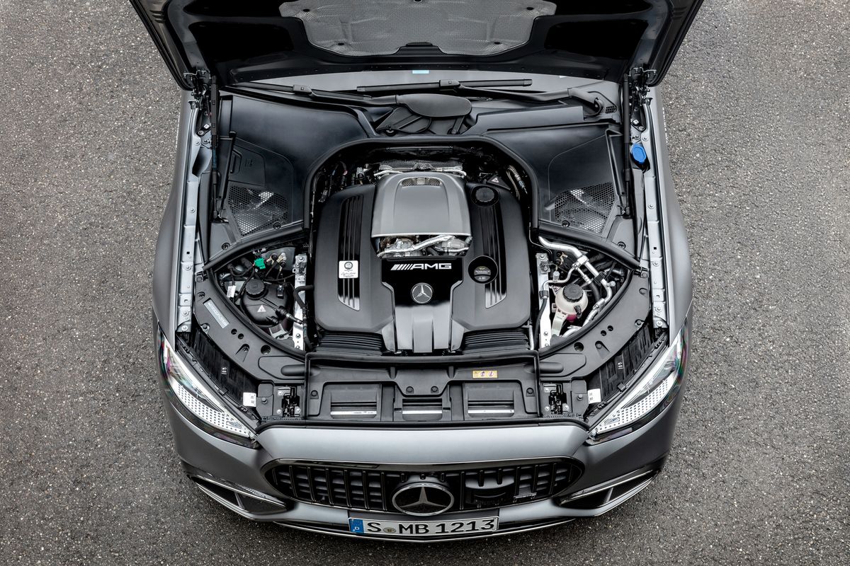 Here's What Really Makes The Mercedes-AMG S63 E Performance Special