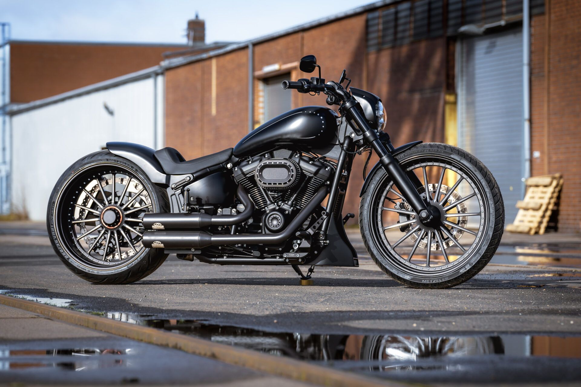 10 Custom Bikes That Give Harley-Davidson Nightmares