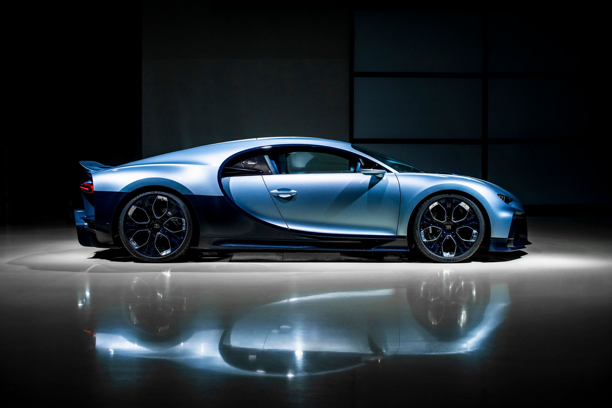 Bugatti Chiron Perfil 01