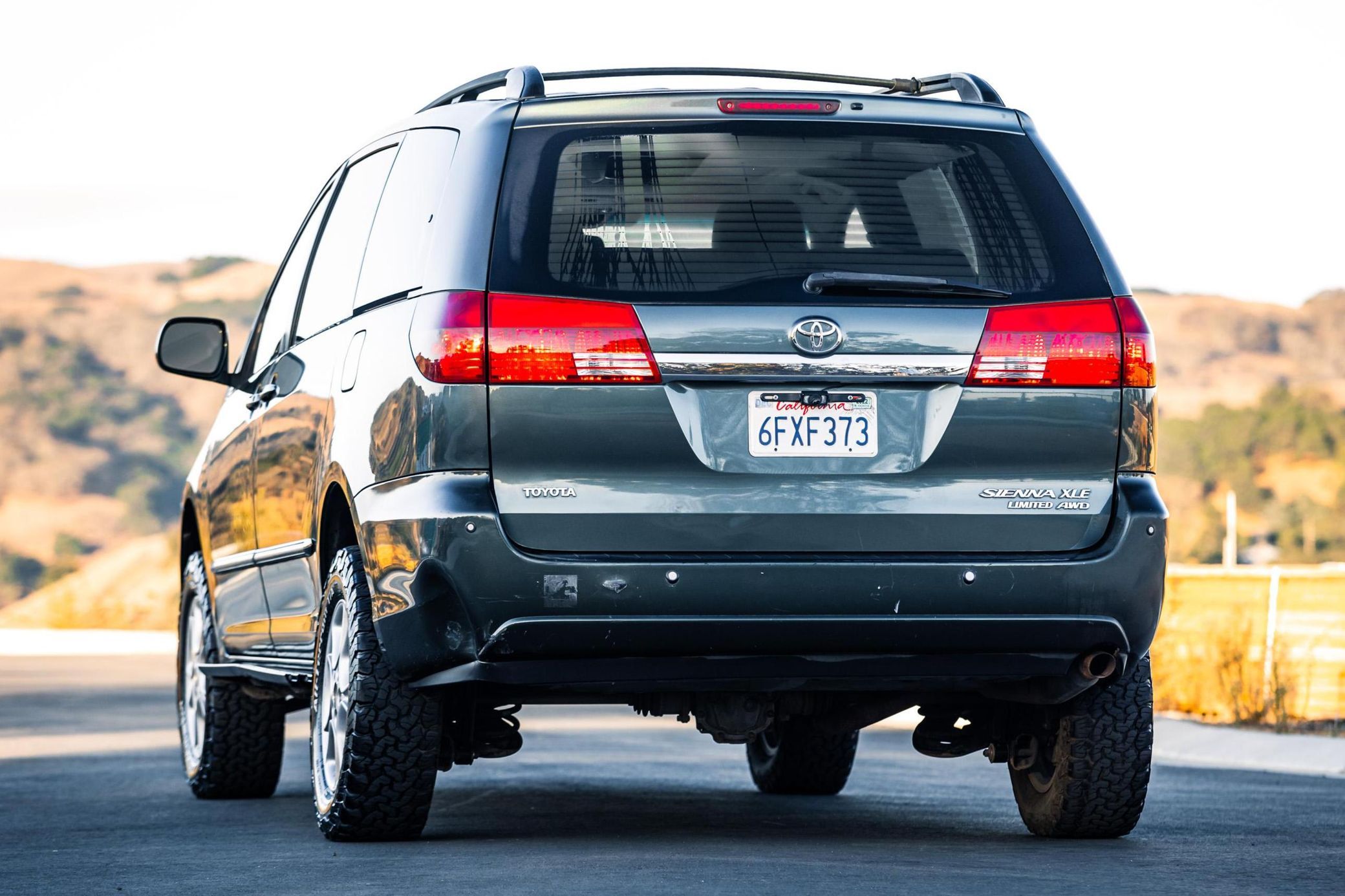 This Lifted, AllWheel Drive Toyota Sienna Is An OffRoading Family Hauler