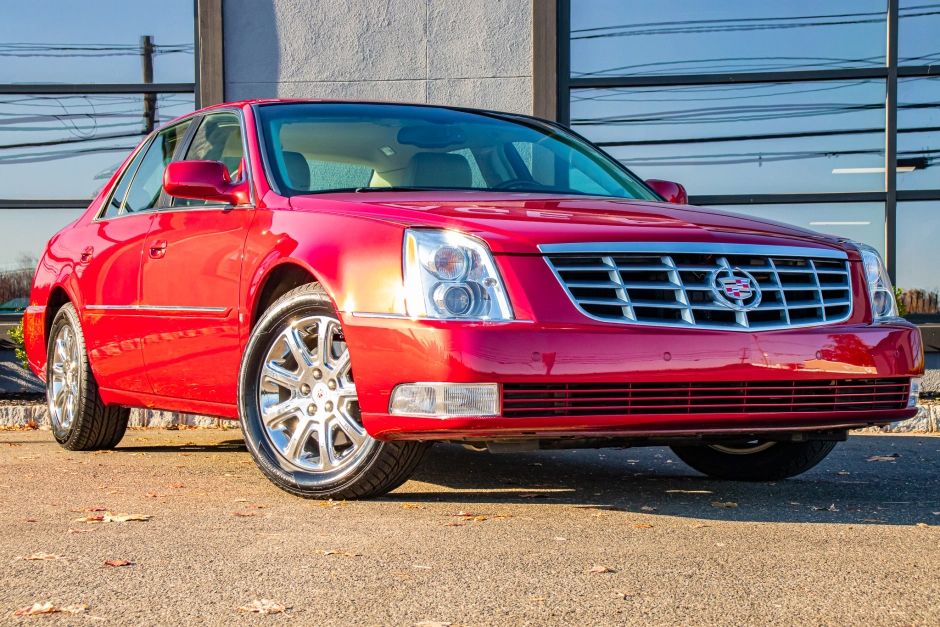 Cadillac DTS from 2006