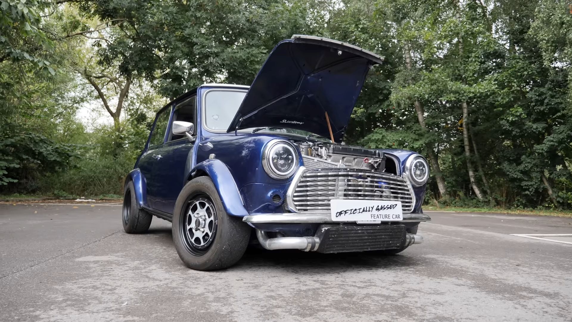 A front shot of the 482bhp Mini Classic. 