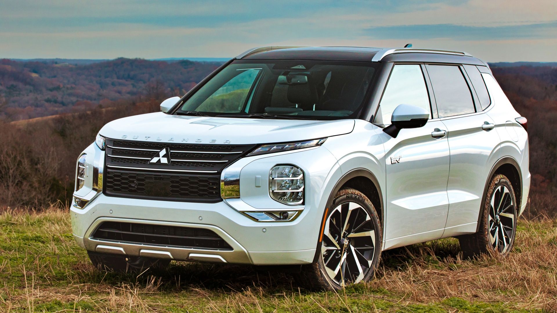 White Mitsubishi Outlander PHEV