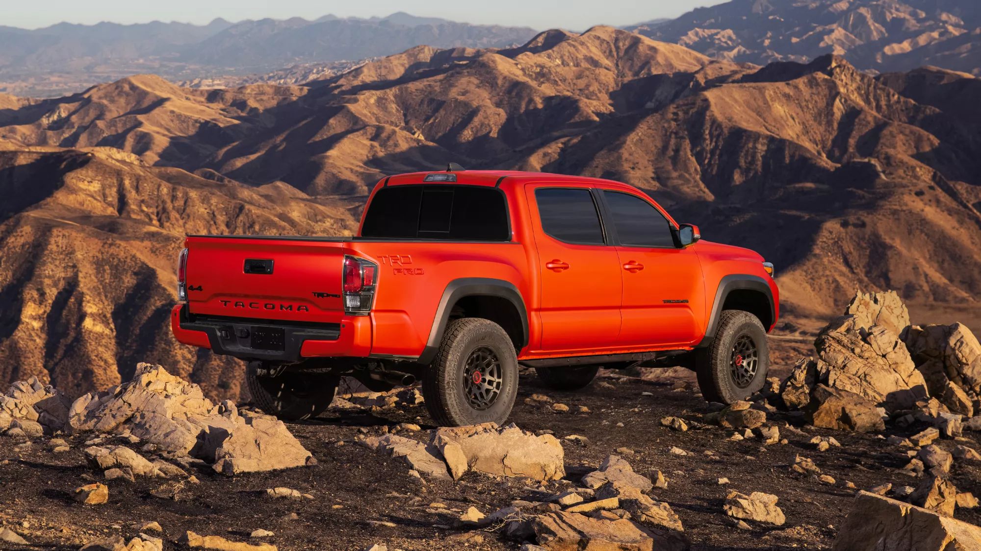 Um Toyota TRD Pro de quatro rodas