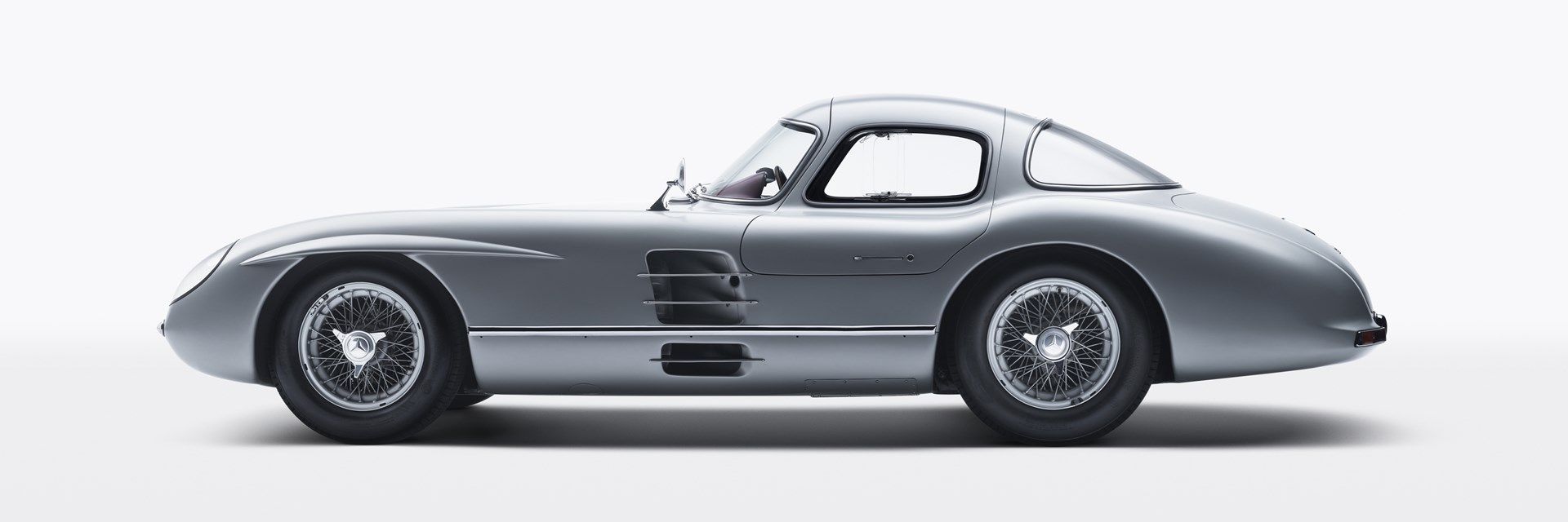 THE MERCEDES-BENZ 300 SLR UHLENHAUT COUPÉ