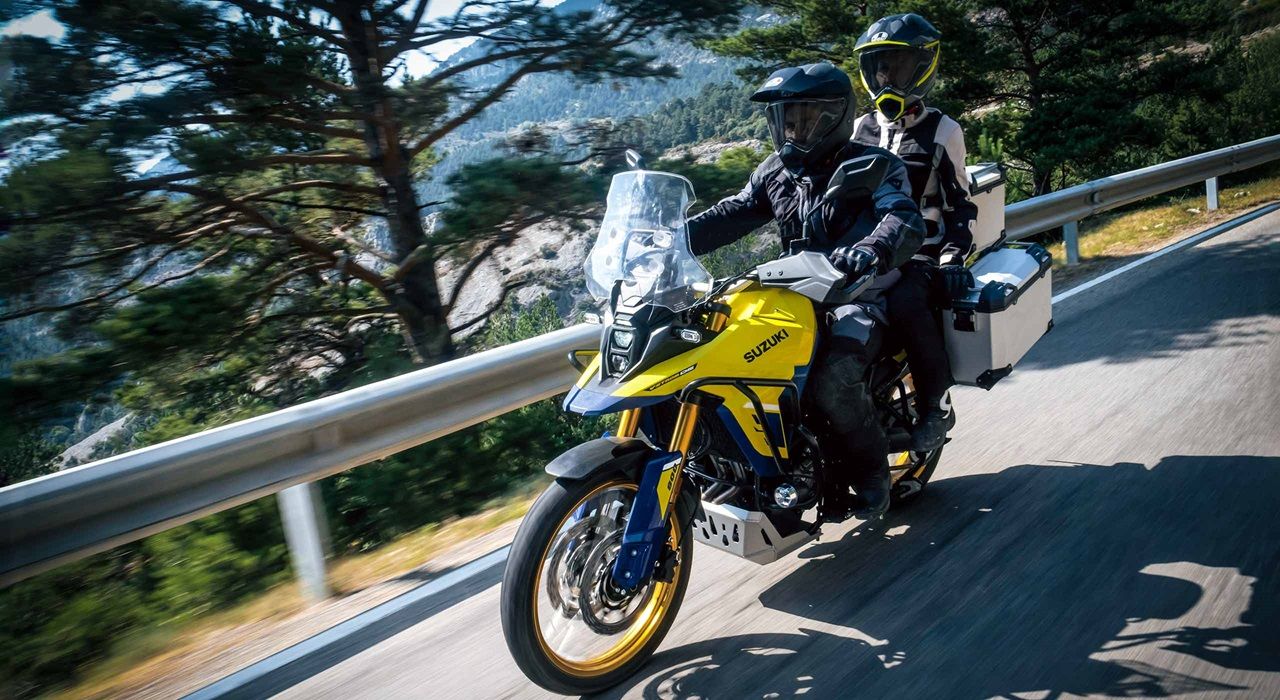 Blue and yellow adventure Vstrom
