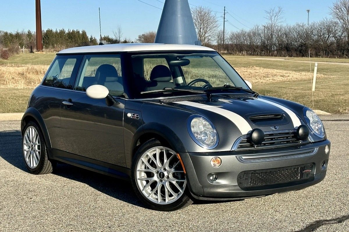 Preto 2004 Mini Cooper S 