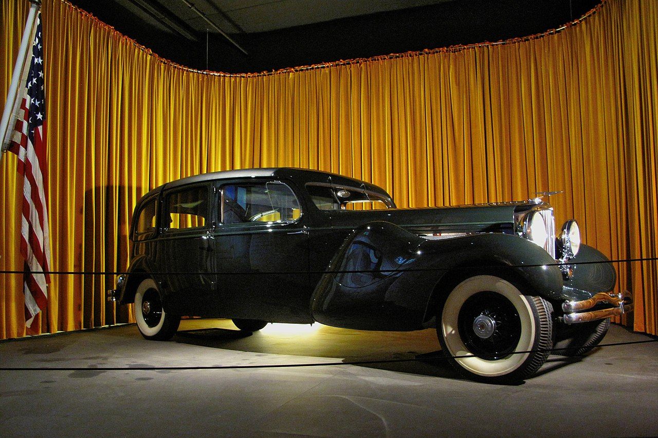 1937 Duesenberg Modelo J em exibição