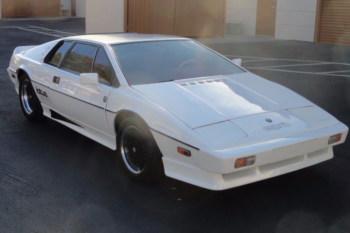 Branco 1977 Lotus Esprit S1