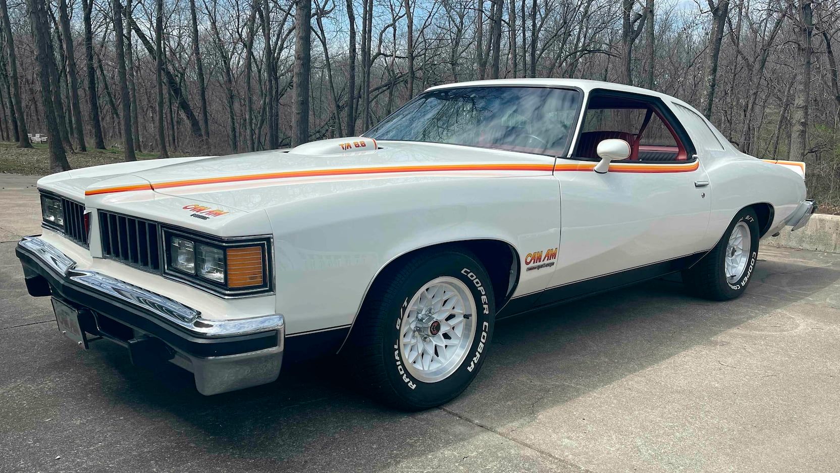 A parked 1977 Pontiac Can Am 