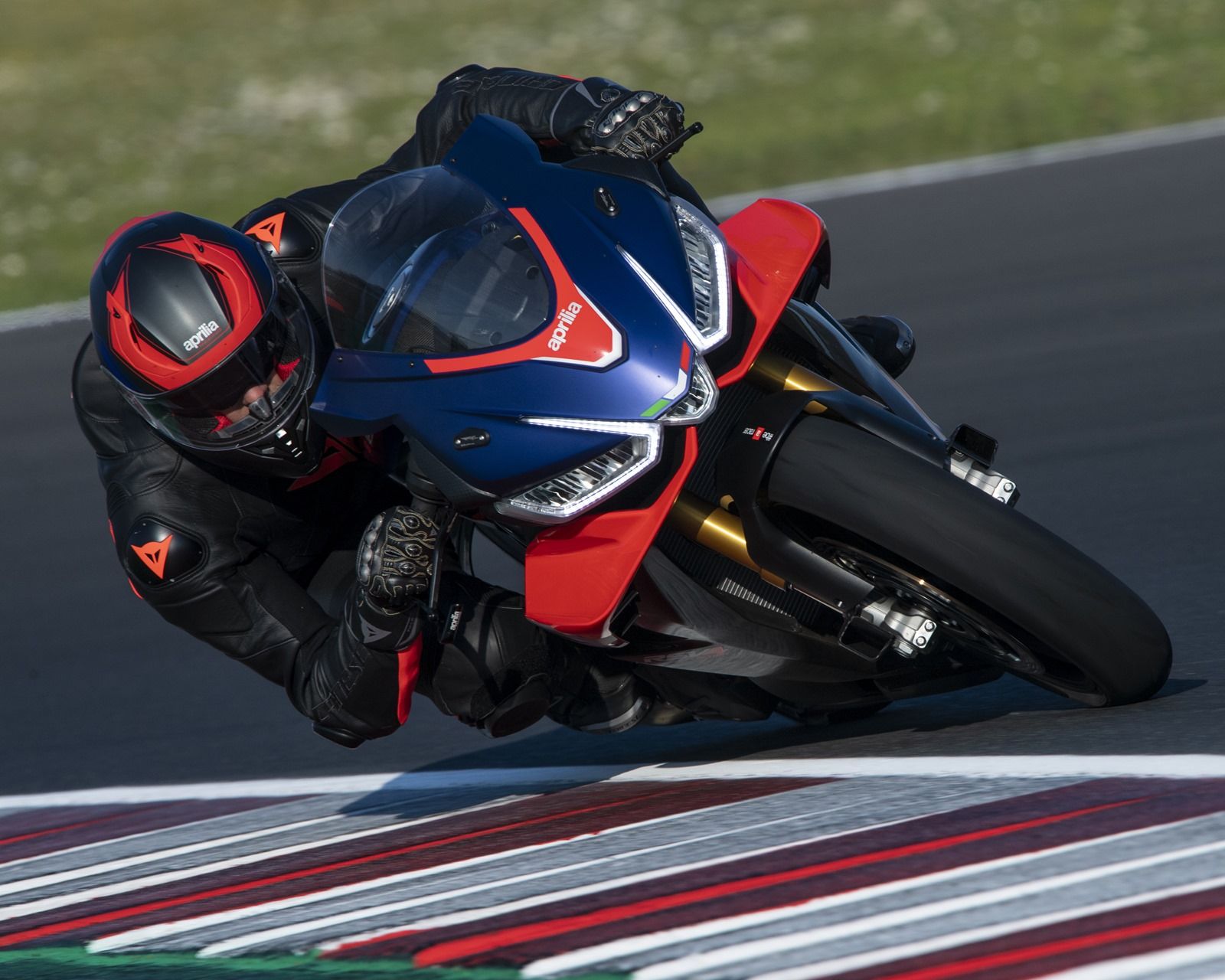 2024 Aprilia RSV4 And Tuono V4 1100 Spotted With MotoGP Wizardry