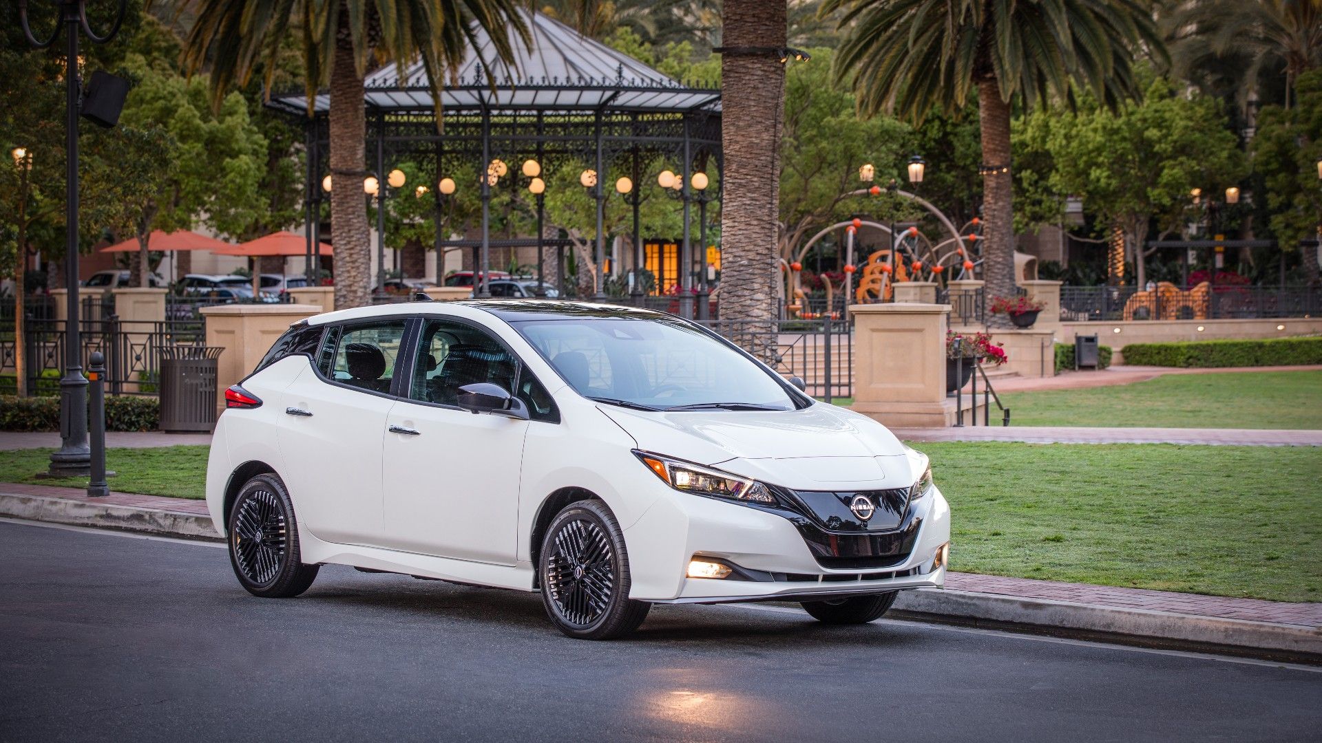 5 Reasons Why The Nissan Leaf EV Is A Good Buy (And, 5 Reasons Why It ...