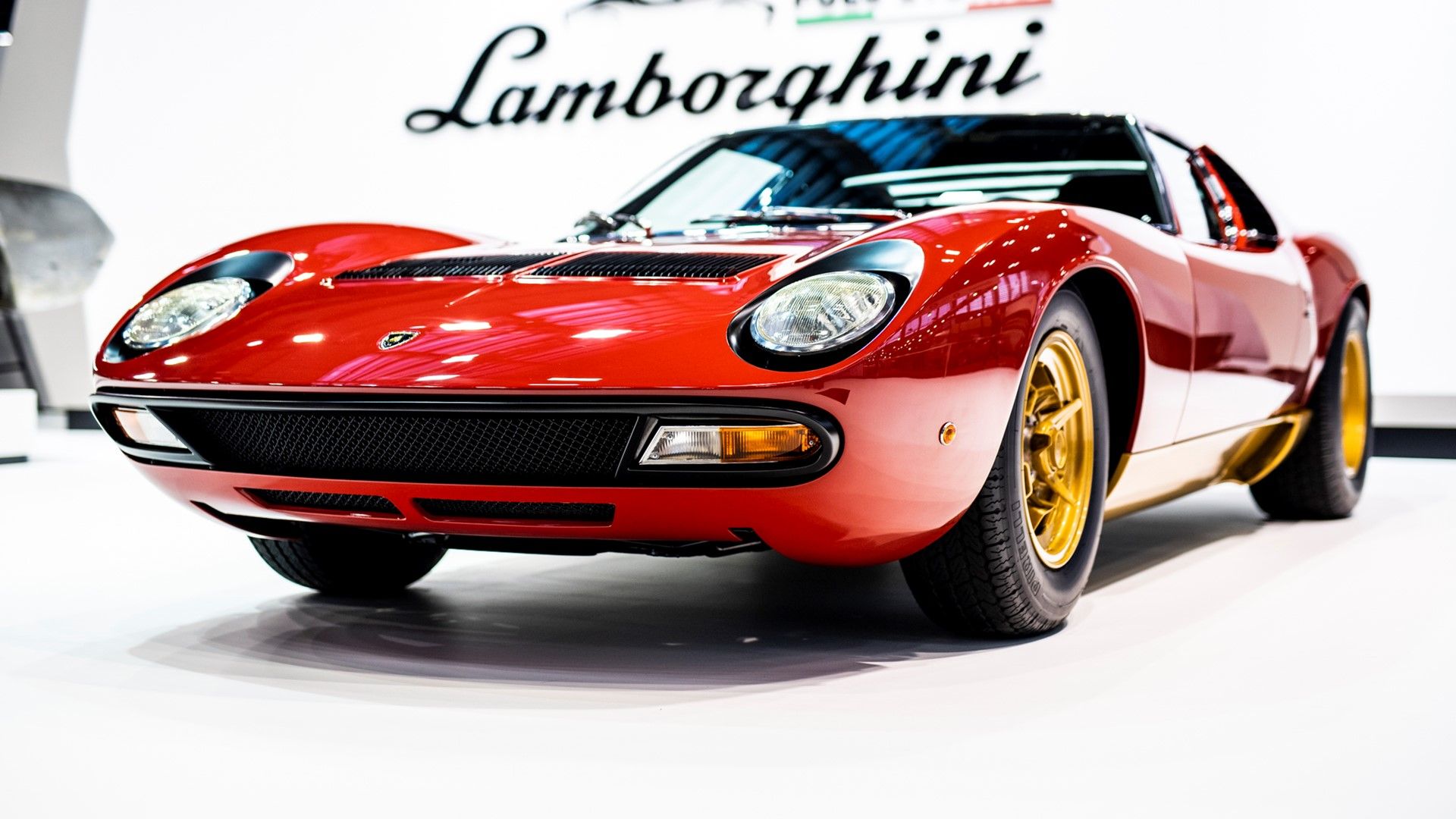Frente do Lamborghini Miura SV